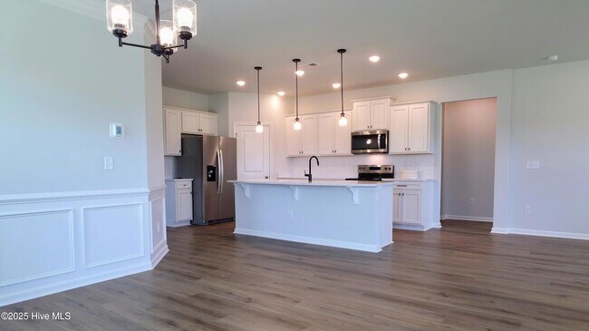 Building Photo - 344 Eagle Claw Dr