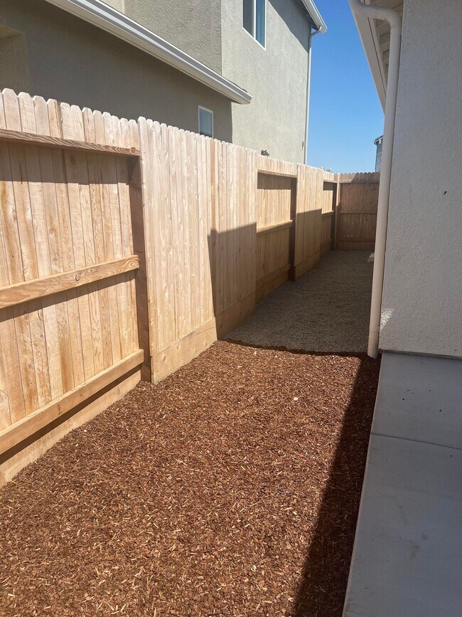 Building Photo - 2563 Chianti Wy