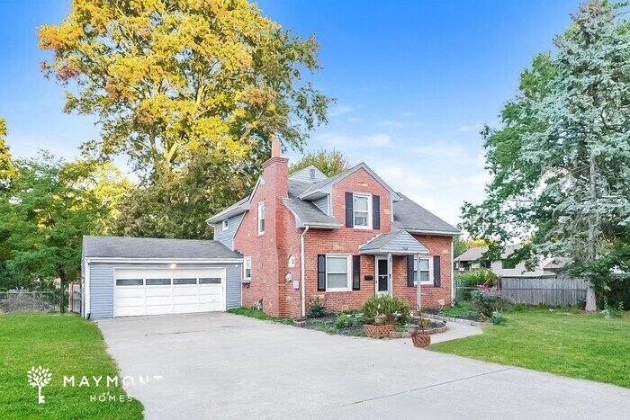 Building Photo - 7064 Barton Dr