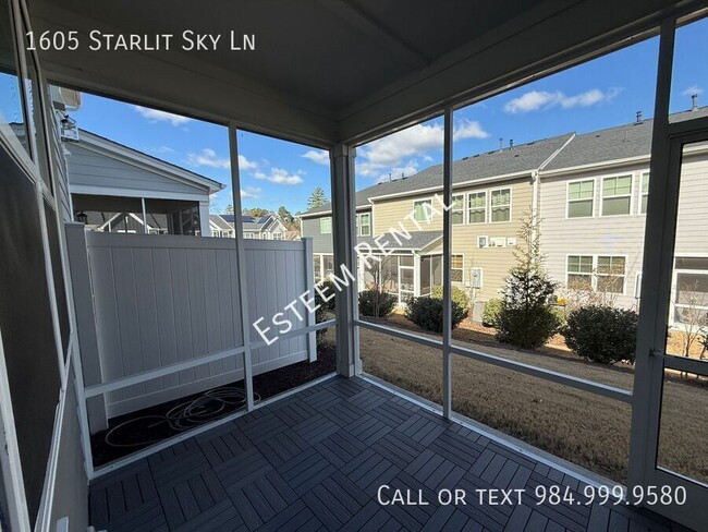 Building Photo - 1605 Starlit Sky Ln