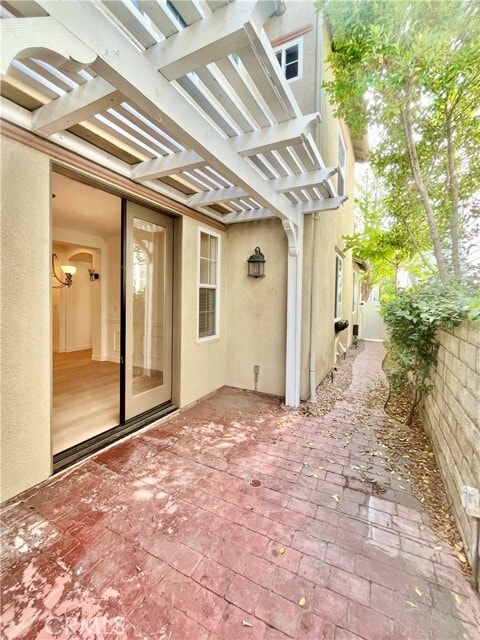 Building Photo - 23943 Windward Ln