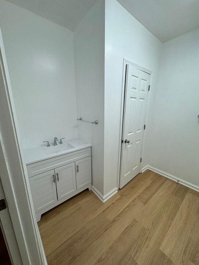 Building Photo - 133 Briarwood Rd