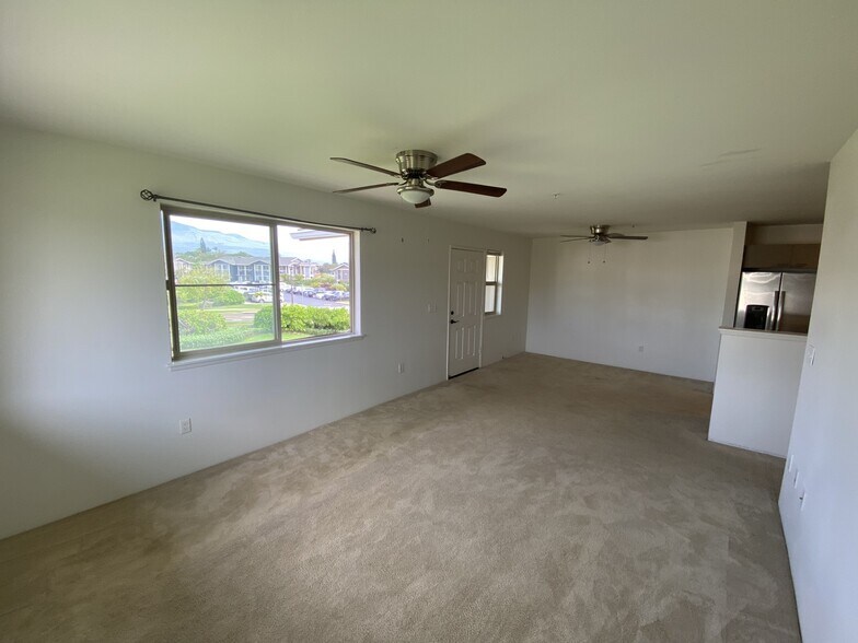 Building Photo - 50 Kihalani St