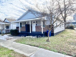 Building Photo - 1010 36th St