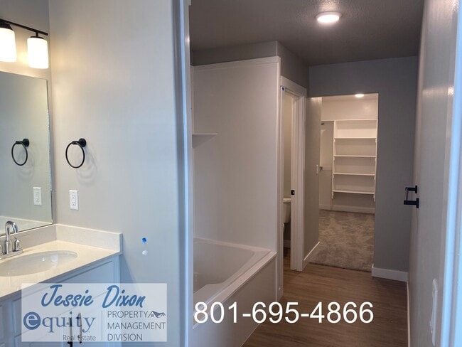 Building Photo - 3544 S 4250 W