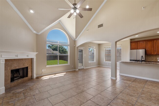 Building Photo - 24822 Dutton Point Dr