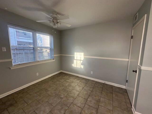 Building Photo - 3312 Taft Park