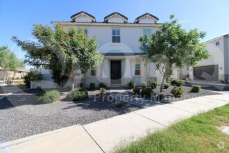 Building Photo - 9519 E Talon Ave