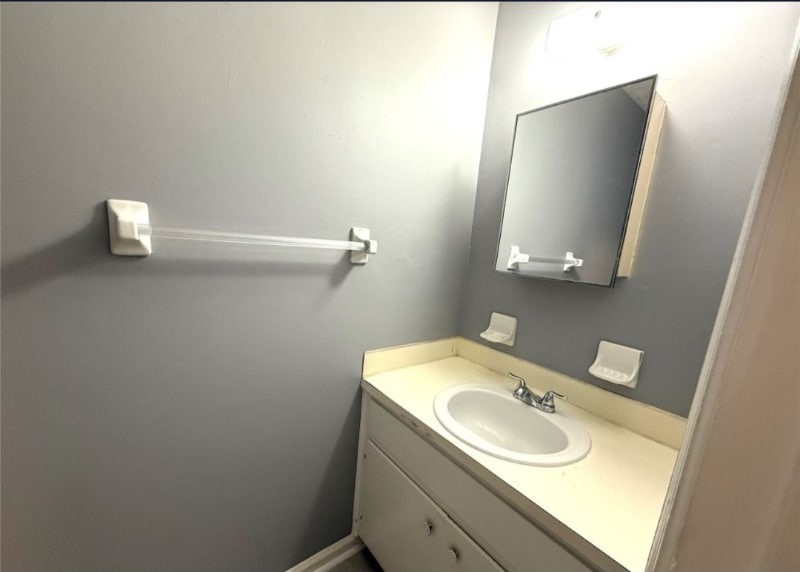 Building Photo - 1249 Seth Johnson Dr