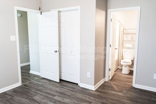 Building Photo - 8013 Keybridge Way