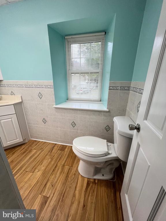 Building Photo - 815 Cypress Ave