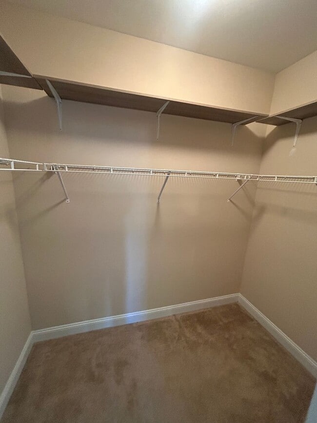 Building Photo - 1189 Parish Way