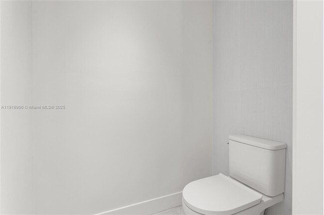 Building Photo - 45 NE 104th St