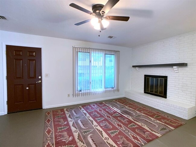 Building Photo - 2810 Kilkierane Dr