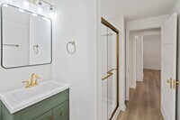 Building Photo - SCORE 50% OFF 1ST MONTH'S RENT IF SIGNED BY DEC 24! Stunning 3 bedroom home in East Pittsburgh av...