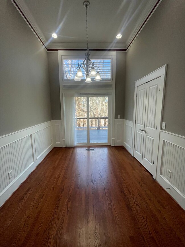 Building Photo - 4 Bedroom Soddy Daisy Rental Property with...