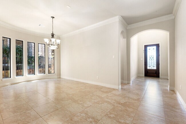 Building Photo - 32 Evangeline Blvd