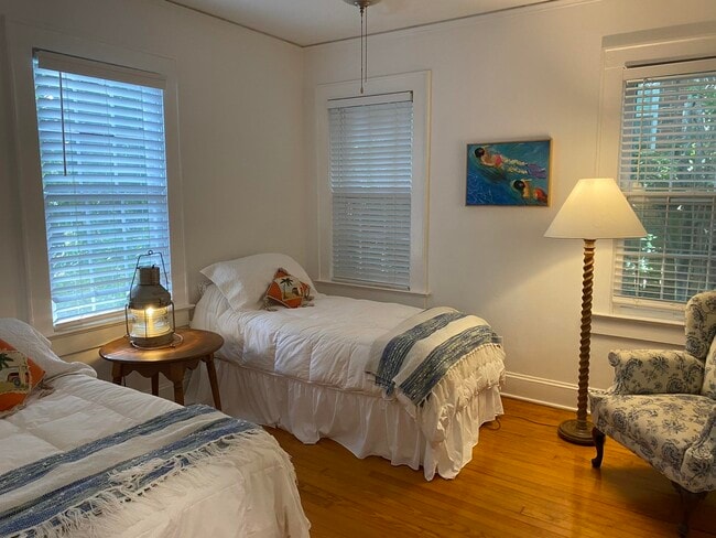 Building Photo - 1320 Terrace St