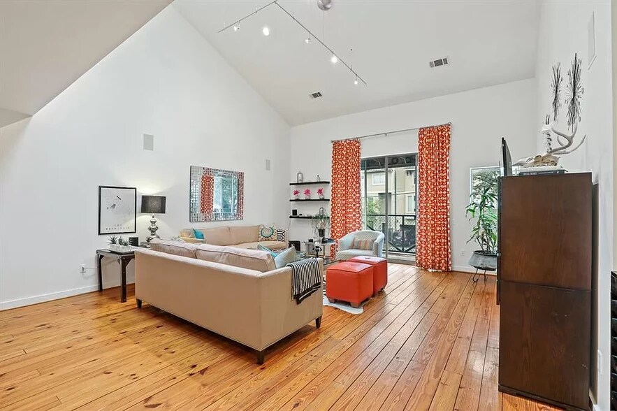 Building Photo - 2809 Crawford St