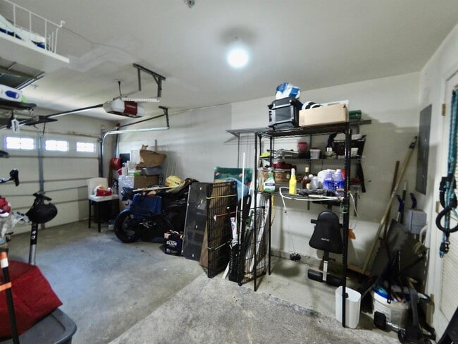 Building Photo - 49 Mallard Pl