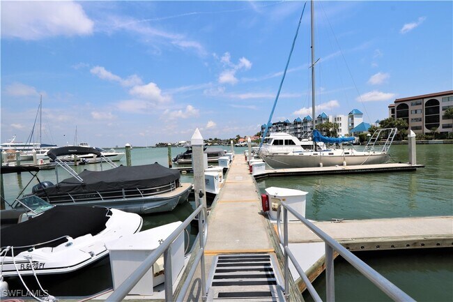 Building Photo - 1023 Anglers Cove