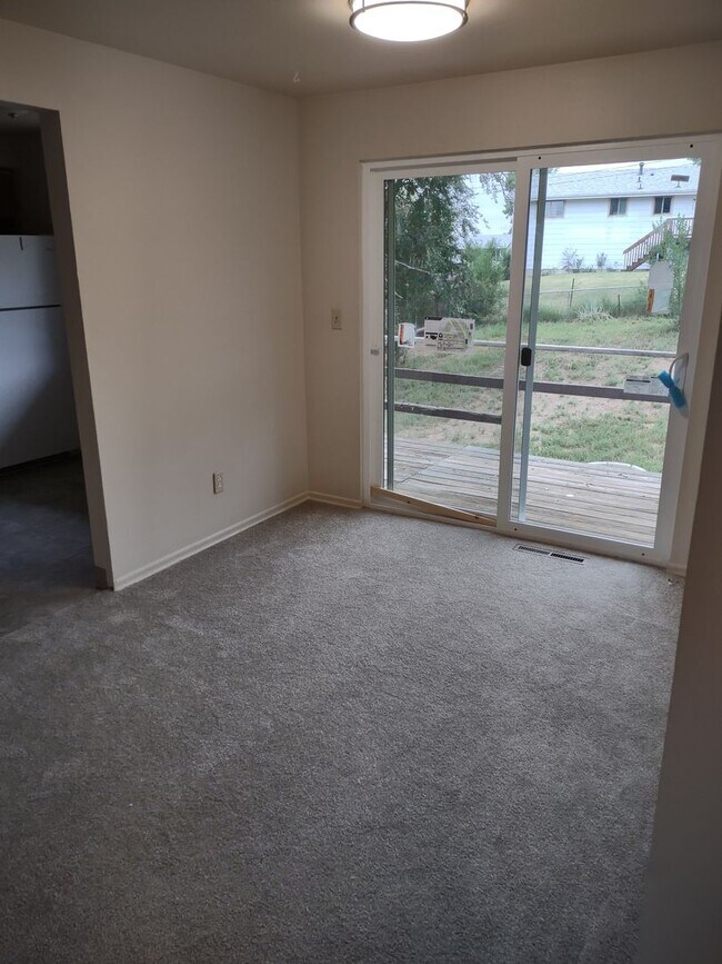 Building Photo - 3639 Garland Ct