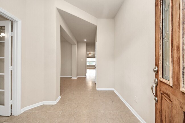 Building Photo - 7730 Trail Hollow