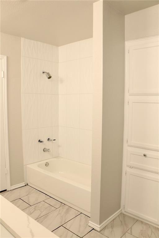 Building Photo - 408 Sage Boot Dr