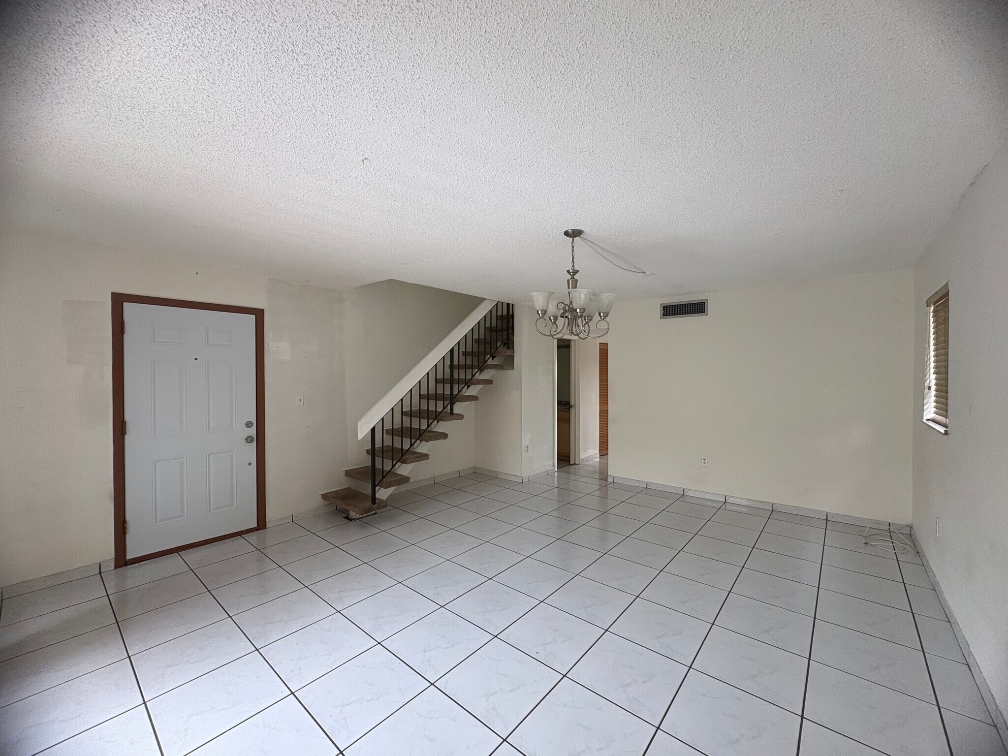 Building Photo - 5625 W 26th Ct