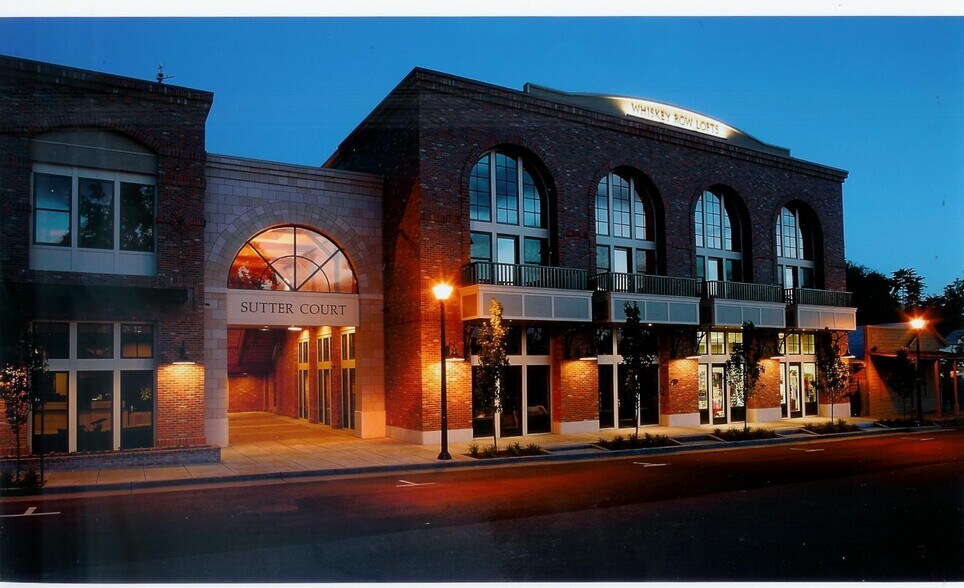Building Photo - 915 Sutter St
