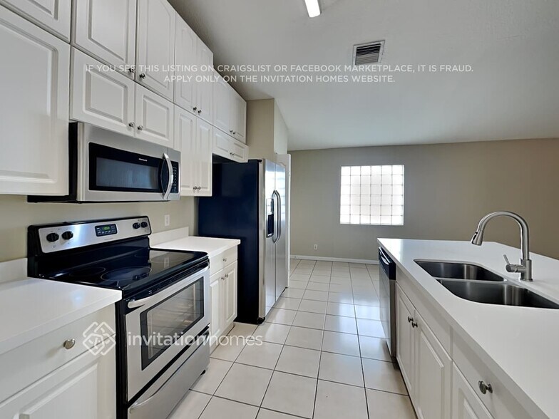 Building Photo - 11341 SW 21st St
