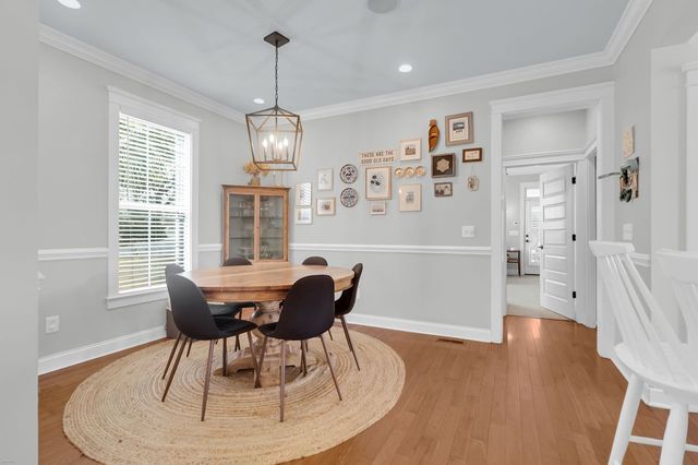 Building Photo - 1117 Sabrina Cir