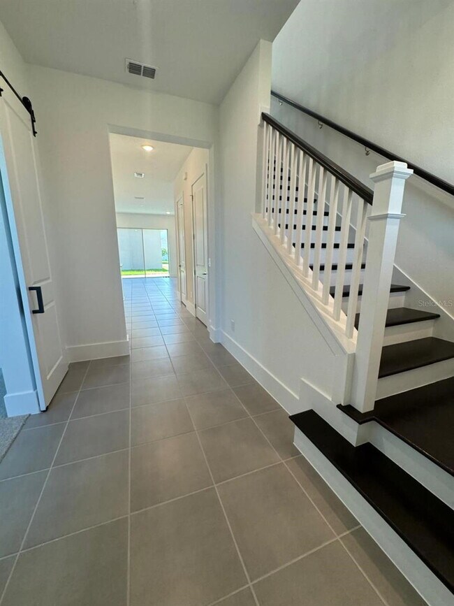 Building Photo - Charming and Functional – 3 Bedroom Home i...