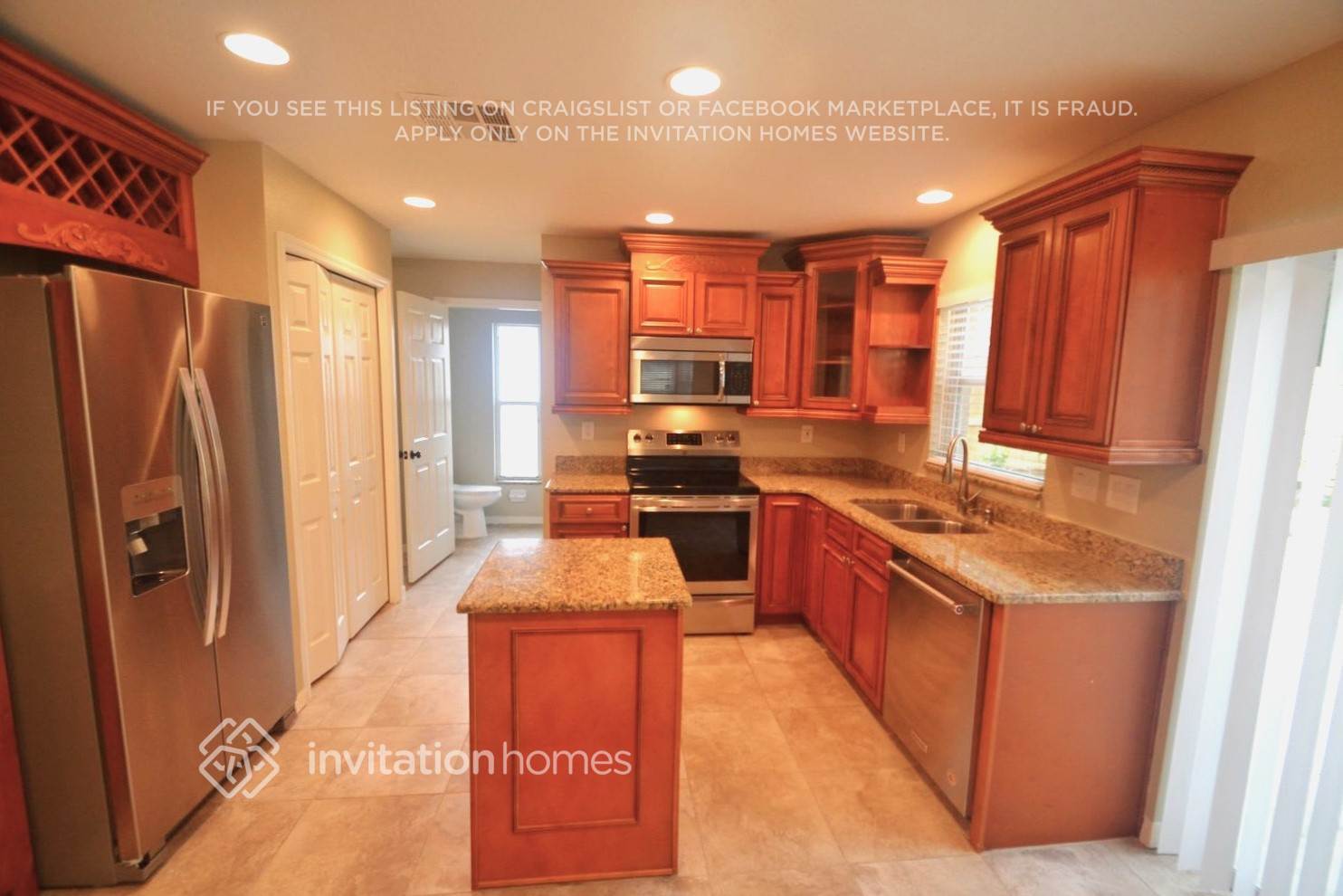 Building Photo - 2404 Needham Dr