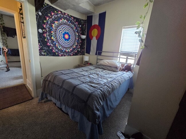 Building Photo - University Tower 2 BR