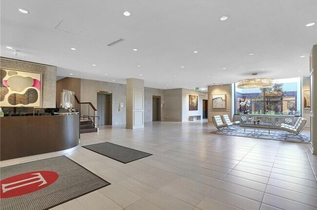 Building Photo - 4000 N Meridian St