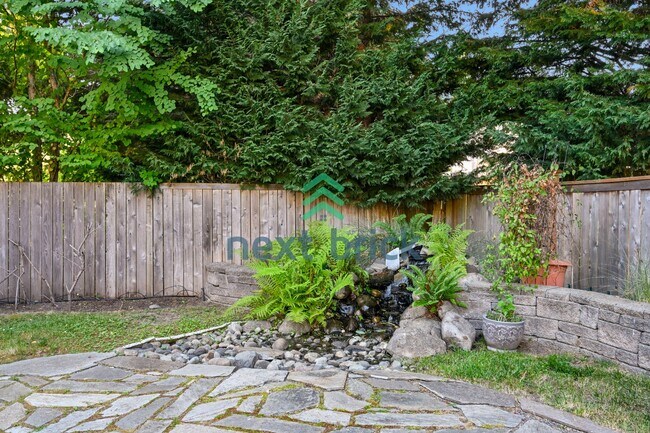 Building Photo - Quiet and Spacious 5-Bedroom Haven w/ 2.5 Baths – 2420 Sq Ft of Comfort Awaits!