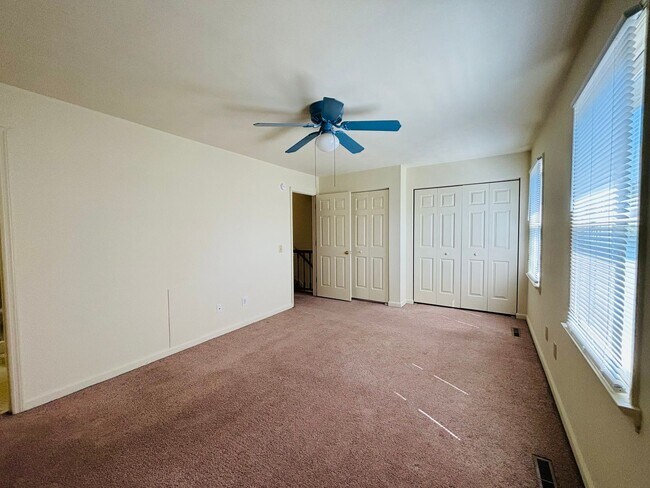 Building Photo - 2500 Ridge Rd