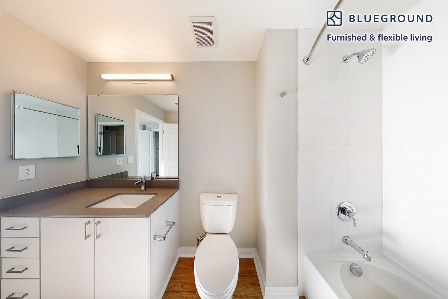 Building Photo - 555 S President St