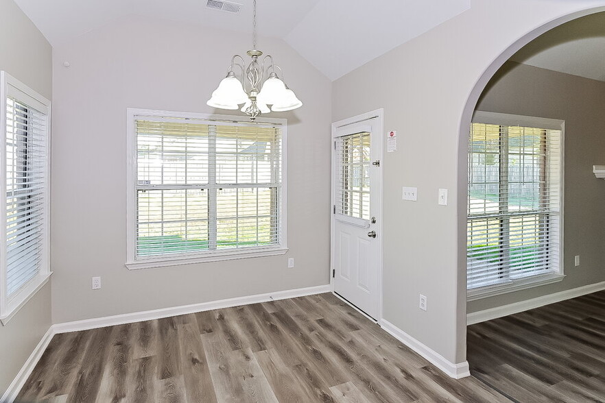 Building Photo - 52 Forked Creek Pkwy