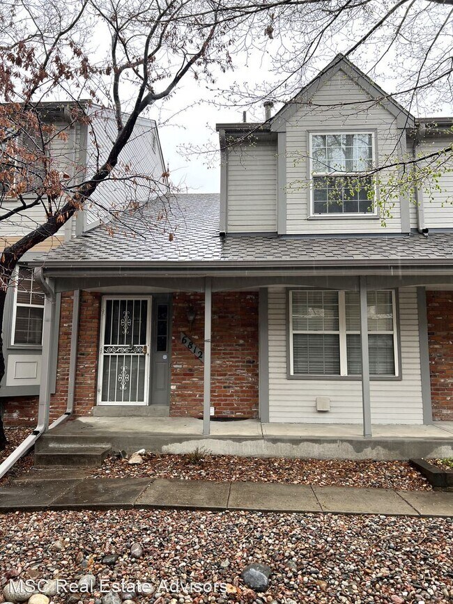 Primary Photo - 2 br, 1.5 bath House - 6812 E Briarwood Dr