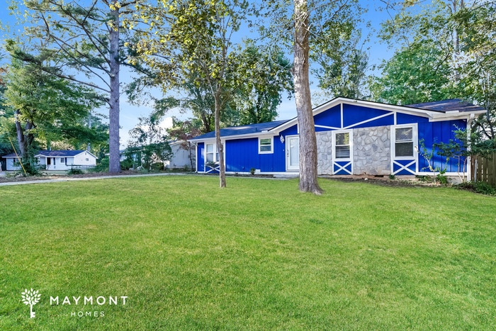 Building Photo - 1638 Freedom Valley