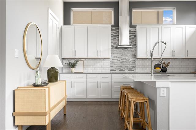 Building Photo - 4226 Roseland Ave