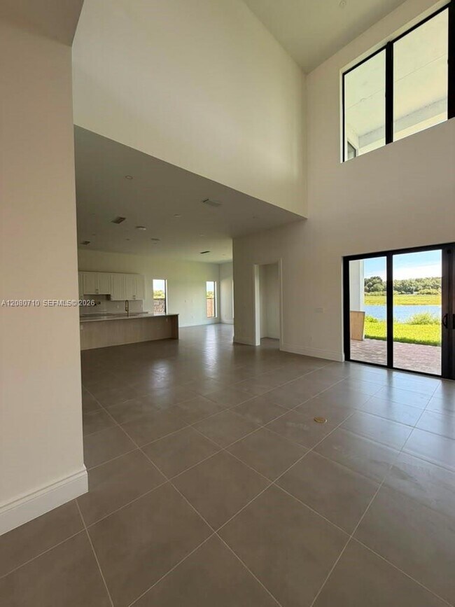 Building Photo - 8540 NW 160th Terrace
