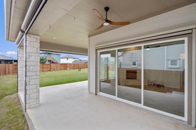 Building Photo - 8316 Looksee Ln