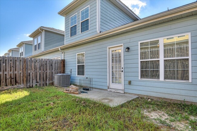 Building Photo - 733 Leela Ct