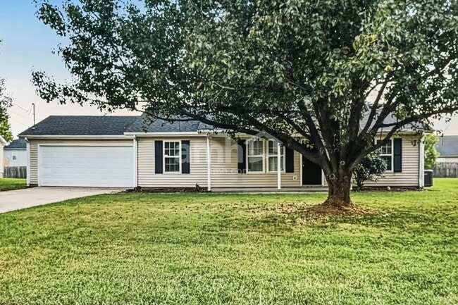 Building Photo - 1624 Jo Ann Dr