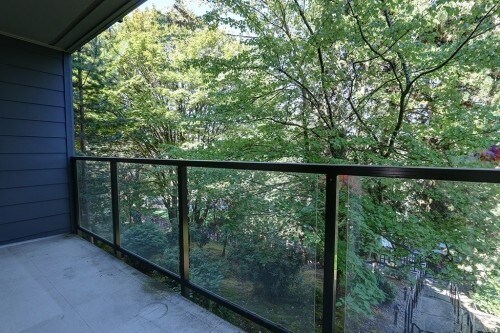 Building Photo - 410 2nd Ave S