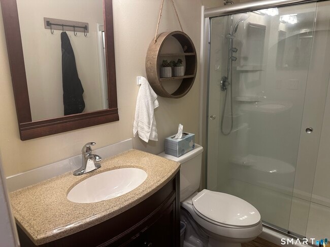 Building Photo - 140 Kane St