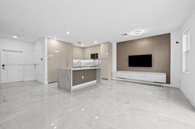 Building Photo - 11853 NW 47th Manor